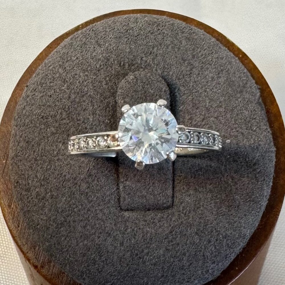 Solitaire Cubic Zirconia Engagement Promise Ring Sterling Silver 925 Size 7.25